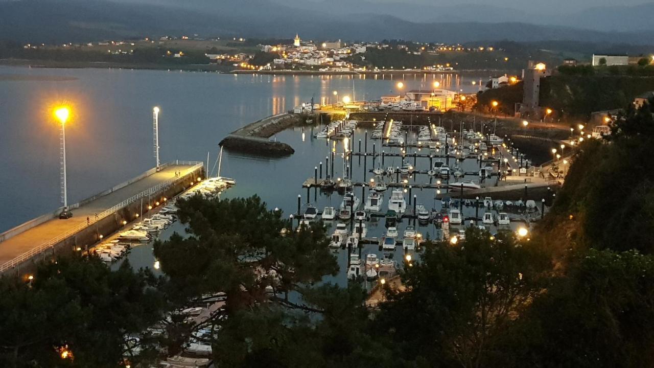 Apartamentos Halcon Ribadeo Dış mekan fotoğraf