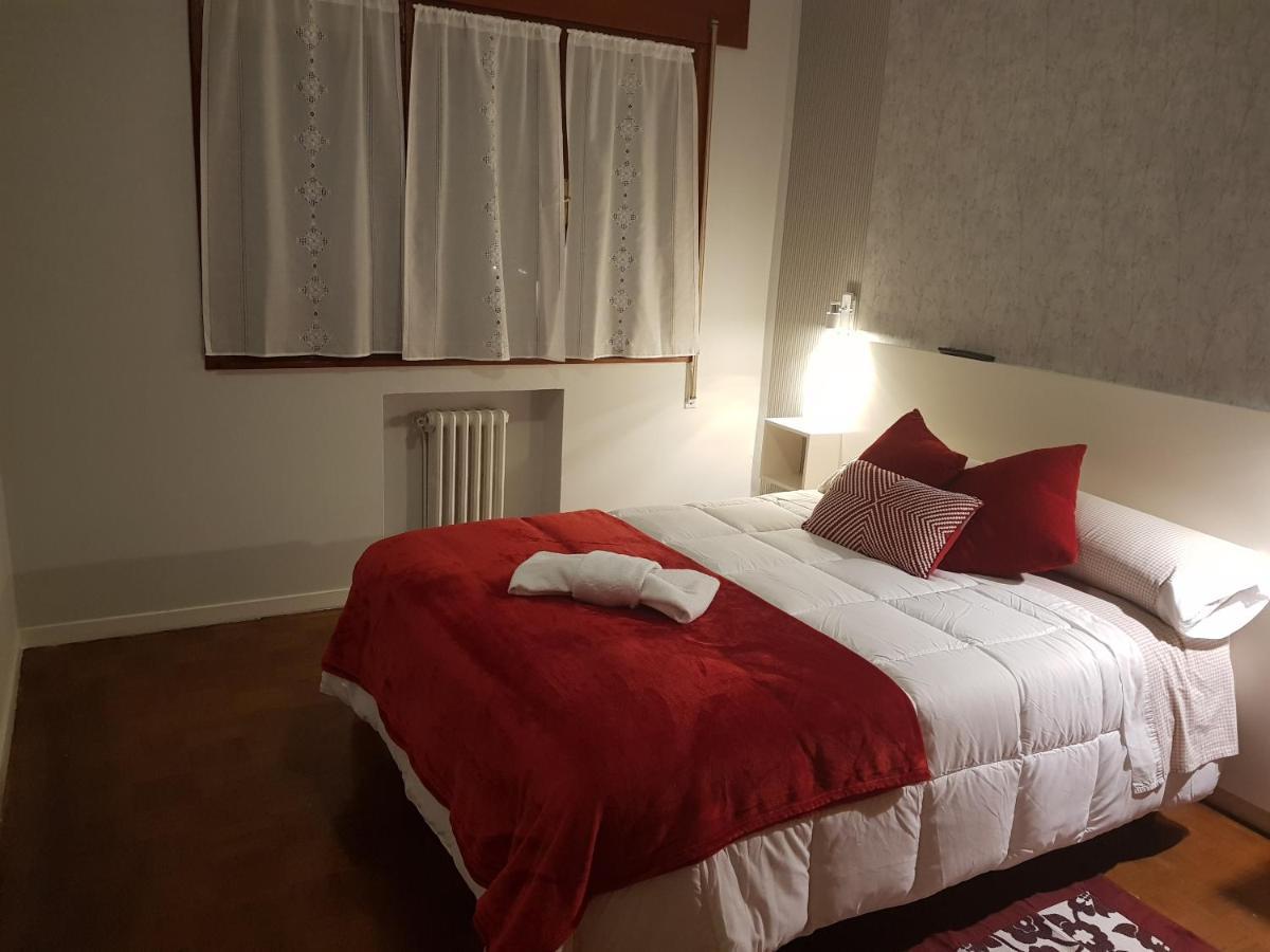 Apartamentos Halcon Ribadeo Dış mekan fotoğraf
