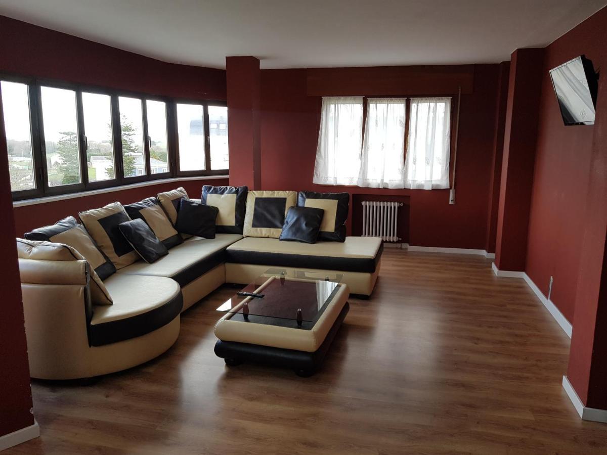 Apartamentos Halcon Ribadeo Dış mekan fotoğraf